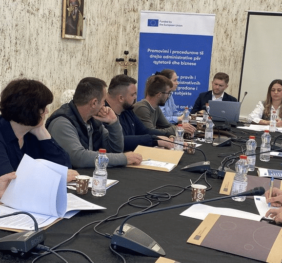 Takim informues me qytetarët e rajonit të Mitrovicës