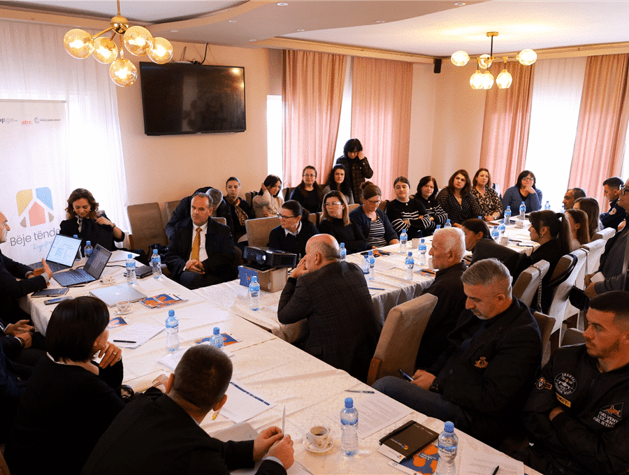 Novobërdë: Punëtori për të drejtat e grave në pronë dhe trashëgimi në kuadër të “16 Ditëve të Aktivizmit kundër Dhunës me Bazë Gjinore”
